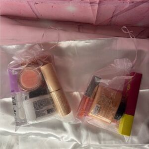 Mystery bag of 5 pieces of makeup.